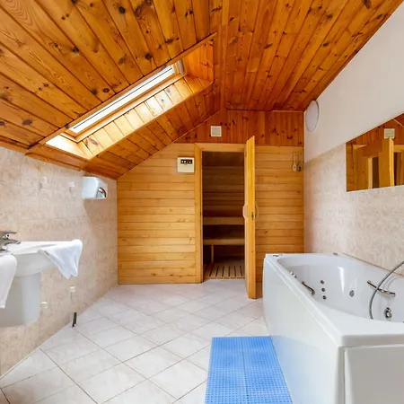 Malovidy By Interhome * Rataje nad Sázavou